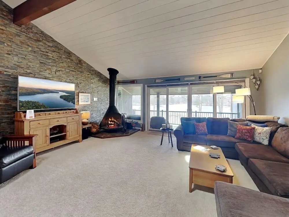 Lakeview Retreat