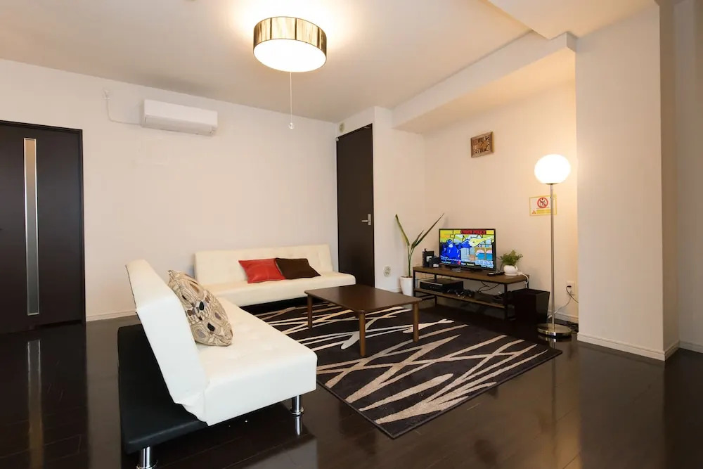 jostar house 402