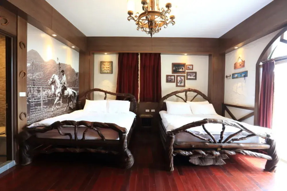 E Moh Hotel
