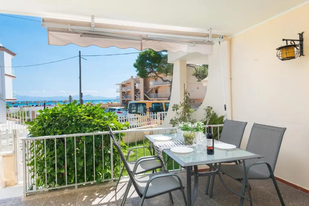 Sea Side 4, Adosado Primera Línea Playa Alcudia by SM Holiday Properties