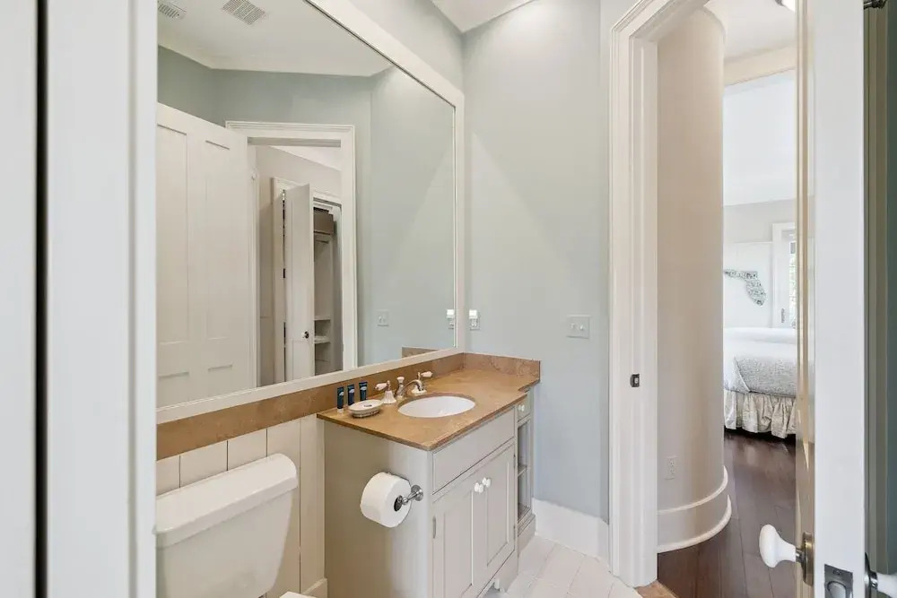 Short Walk to Beach Club, Close to Seaside 3BR Home & Carriage House home