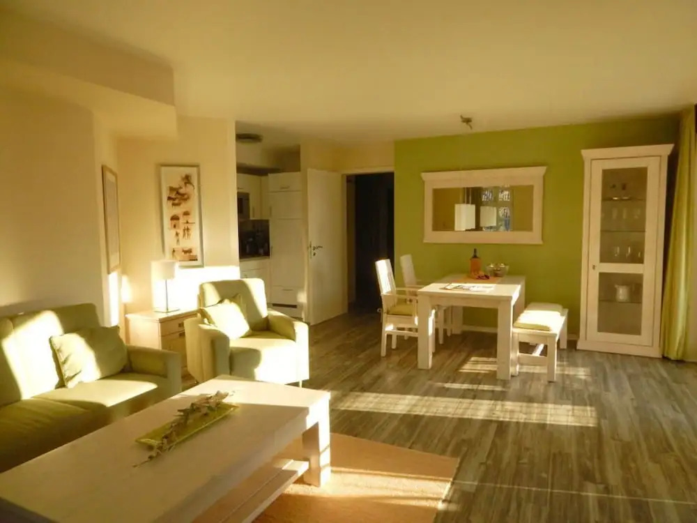 11 Bohler Brise Modern Retreat