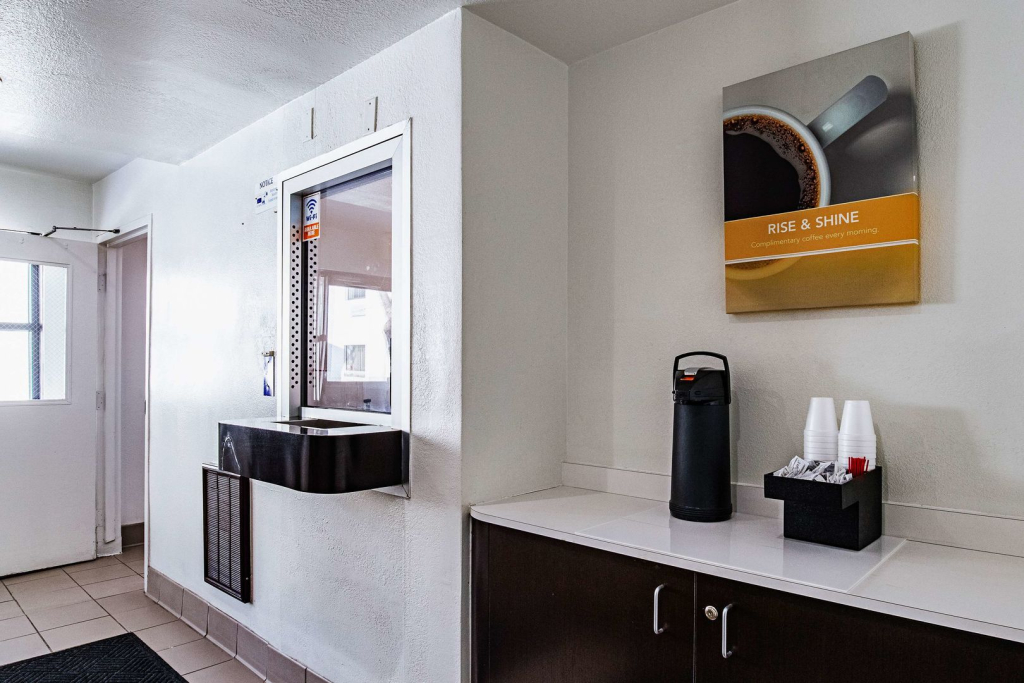 Motel 6-Palatine, IL - Chicago Northwest