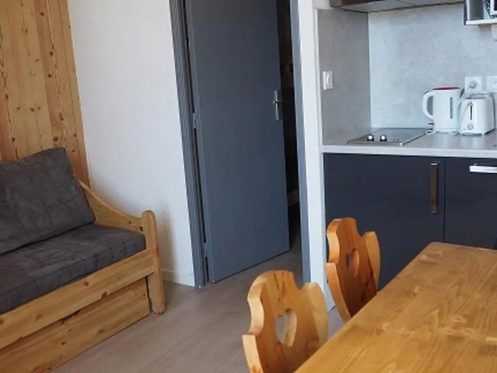 Appartement Les Menuires, 1 pièce, 3 personnes - FR-1-344-247
