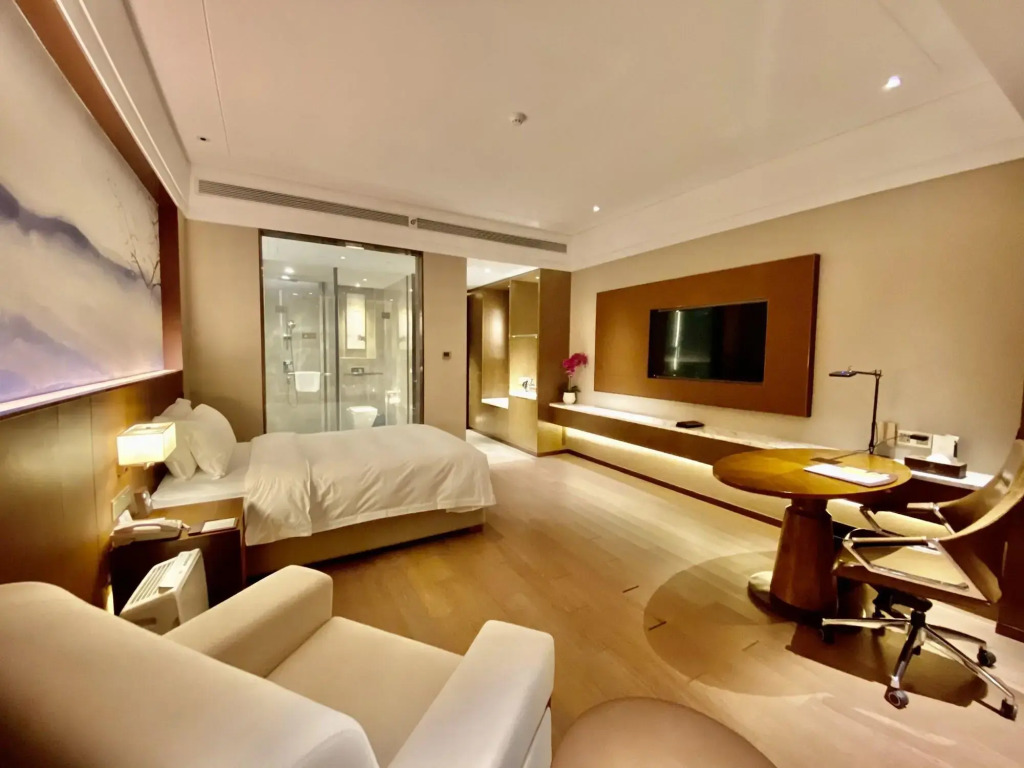 Metropolo Wuhan Optics Valley Convention & Exhibition Center Hotel
