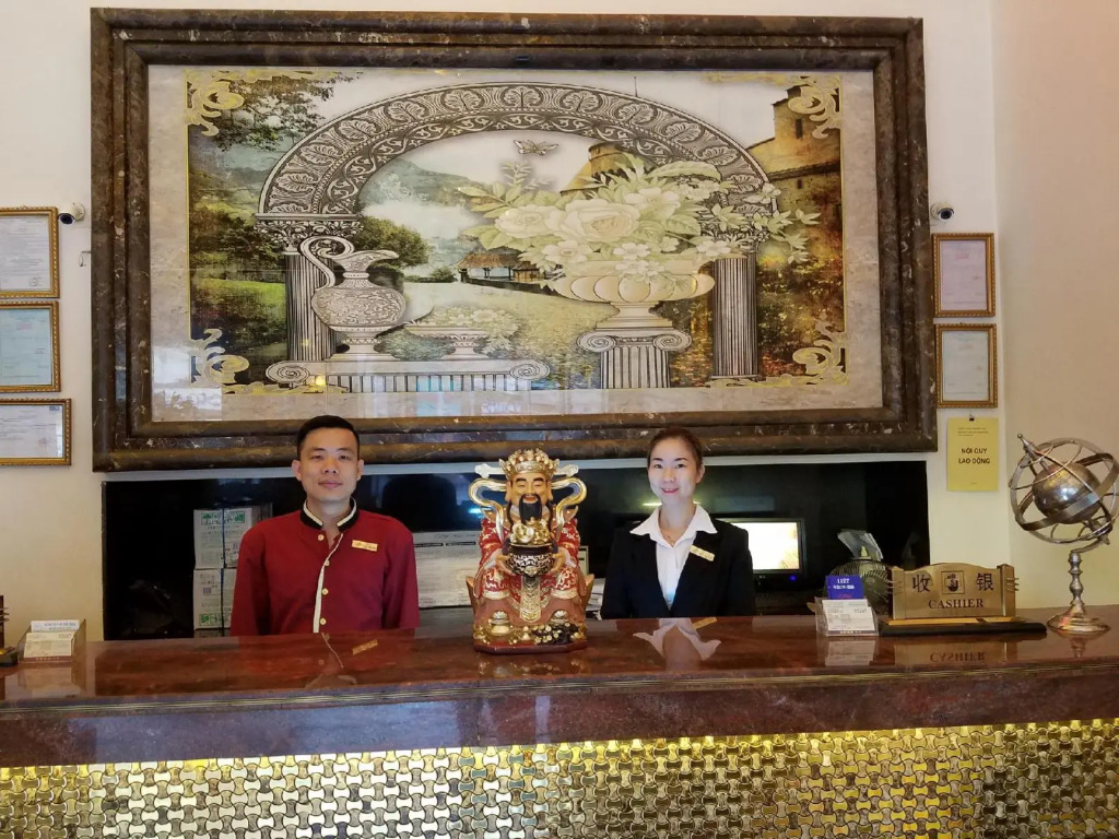 Fortune 700 Hotel