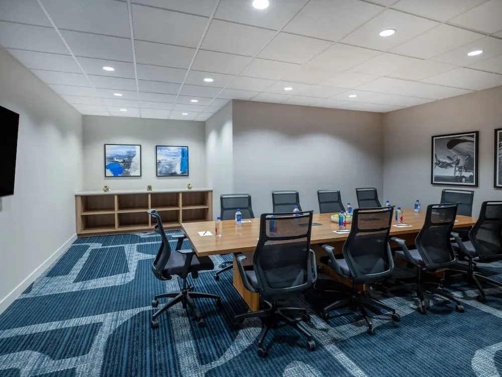Staybridge Suites Chicago OHare - Rosemont by IHG