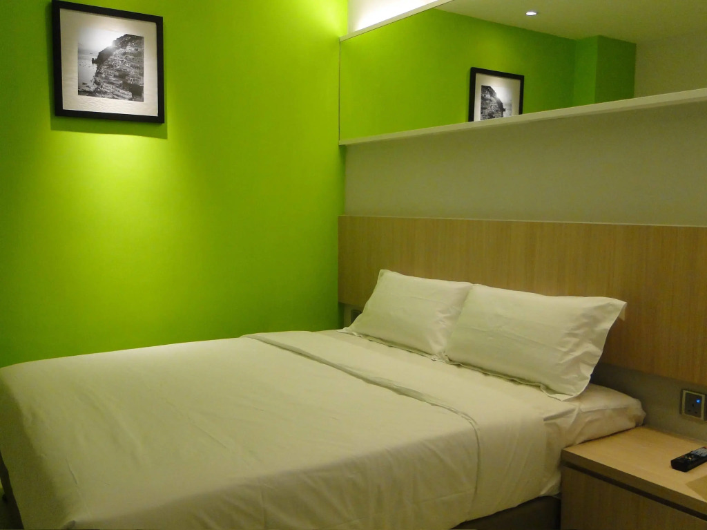 Orange Premier Hotel Taman Segar