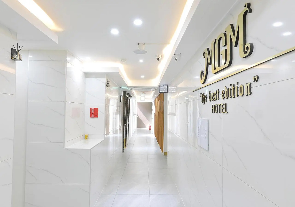 HOTEL ViA