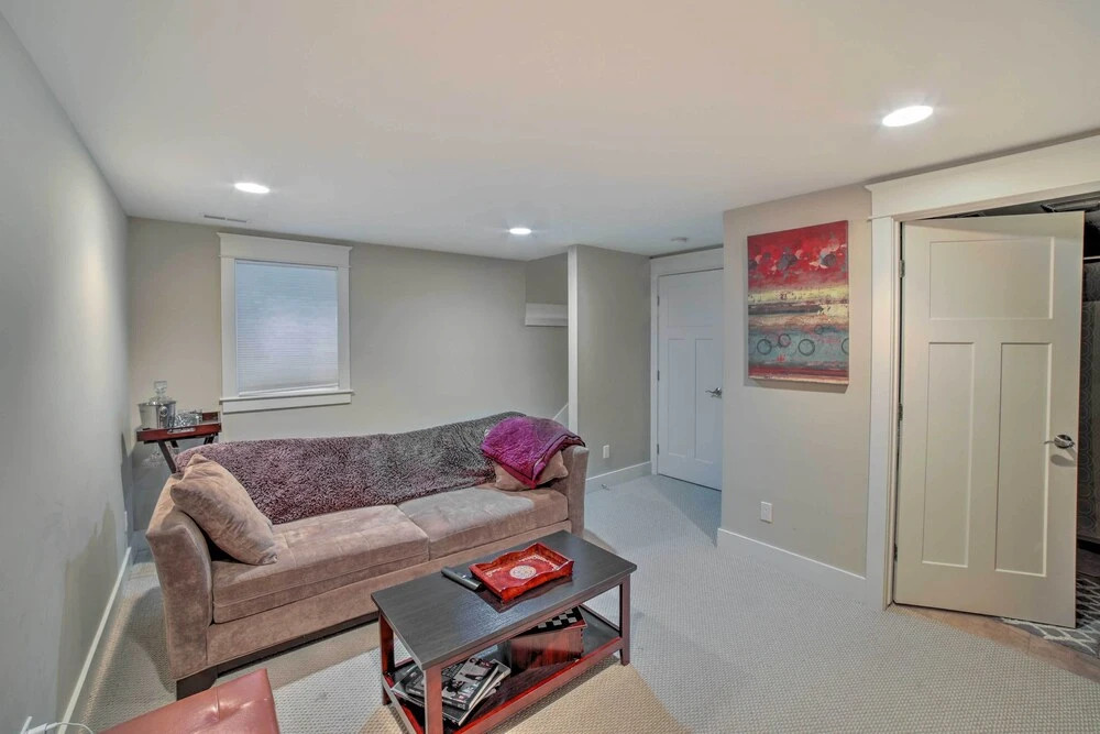 Benton Harbor Townhome w/ Golf Course View!