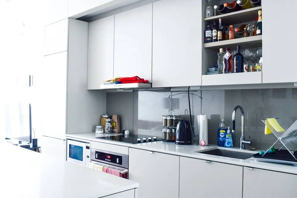 Trendy Modern 1 Bedroom Flat in the Heart of Downtown