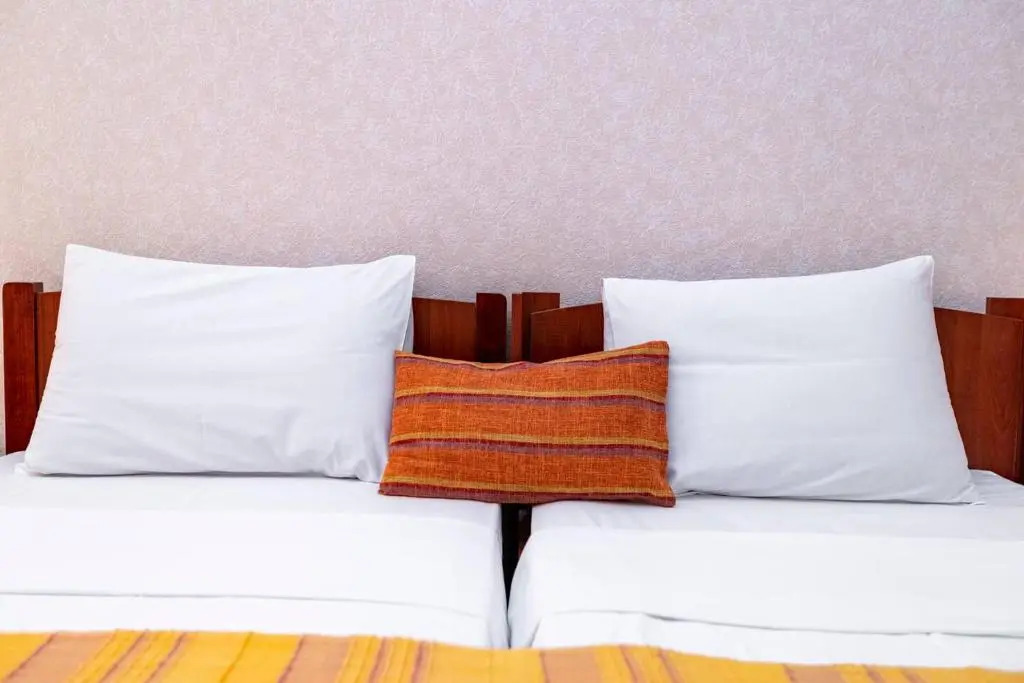 Wehost Cozy and colorful apartment with balcony