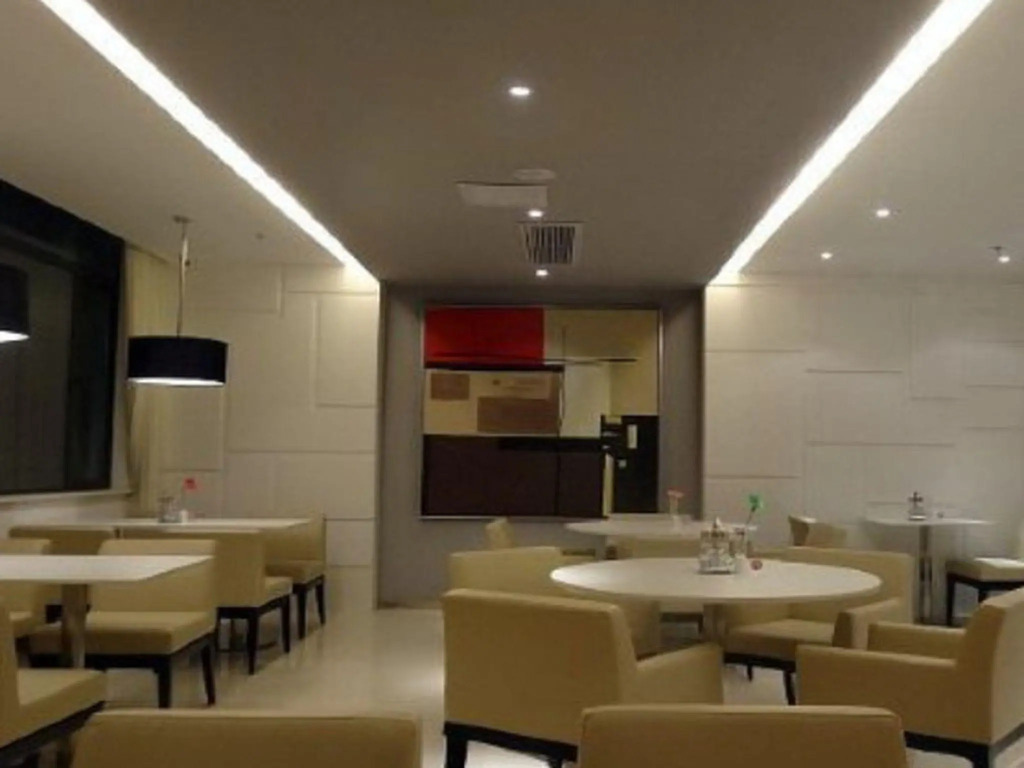 Jinjiang Inn (Wuhan Wujiashan Economic Development Zone)