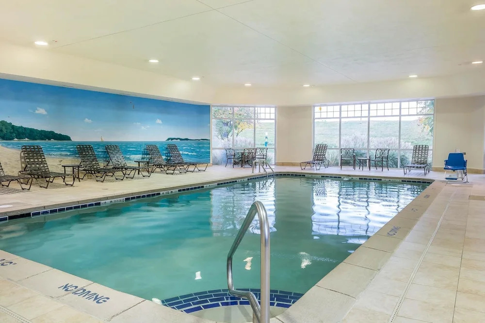 Comfort Inn Plainwell