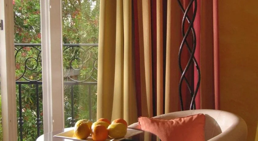 Mare Mare Suites