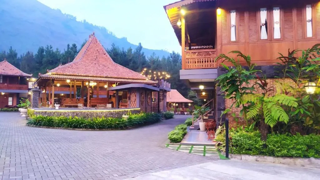 Joglo Kecombrang Bromo