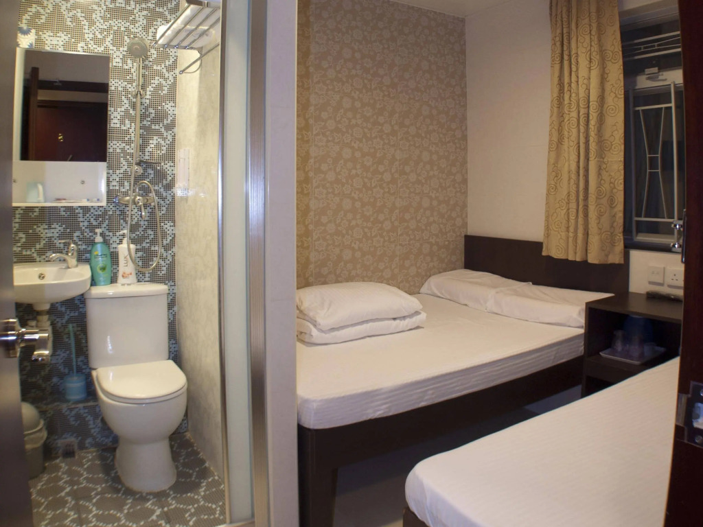 Mong King Hotel