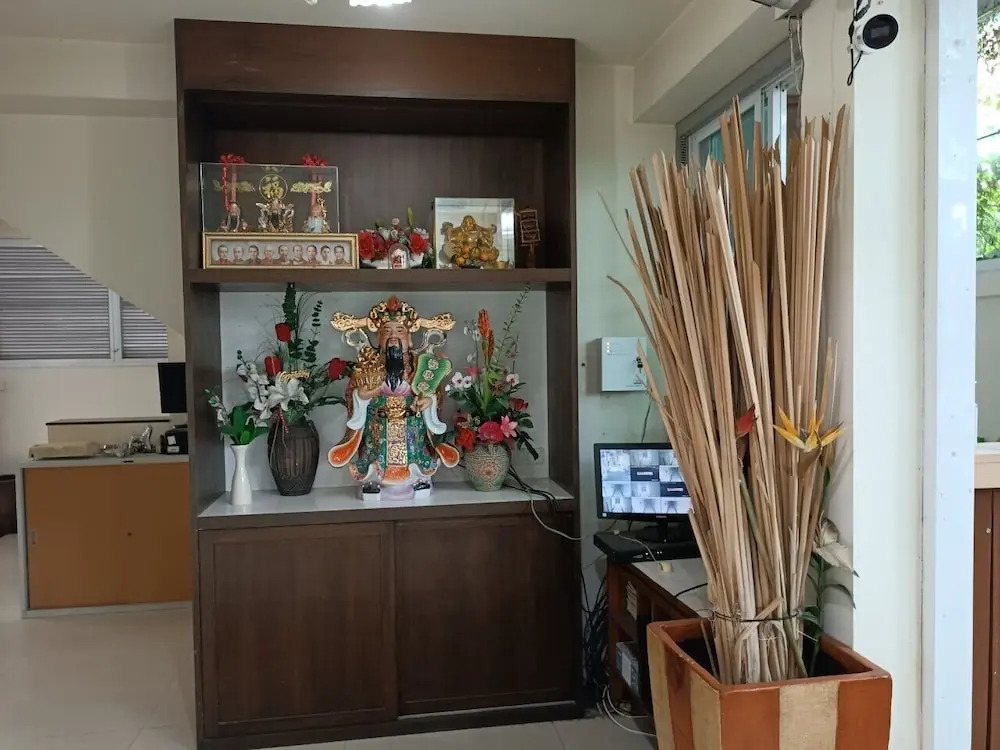 Grandview Condominia