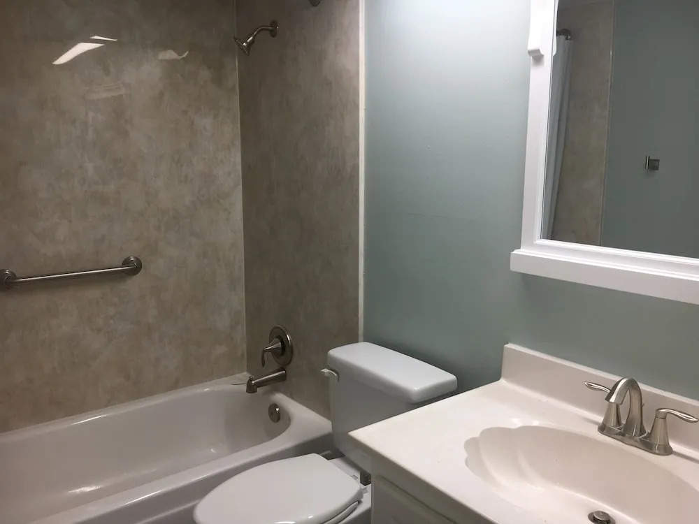 Paradise Beach Club - Direct Oceanfront Condos with Heated Pool Pet-Friendly