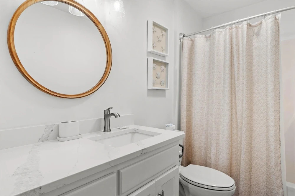 Pier Pressure - 301 Port Royal St 3 Bedroom Home