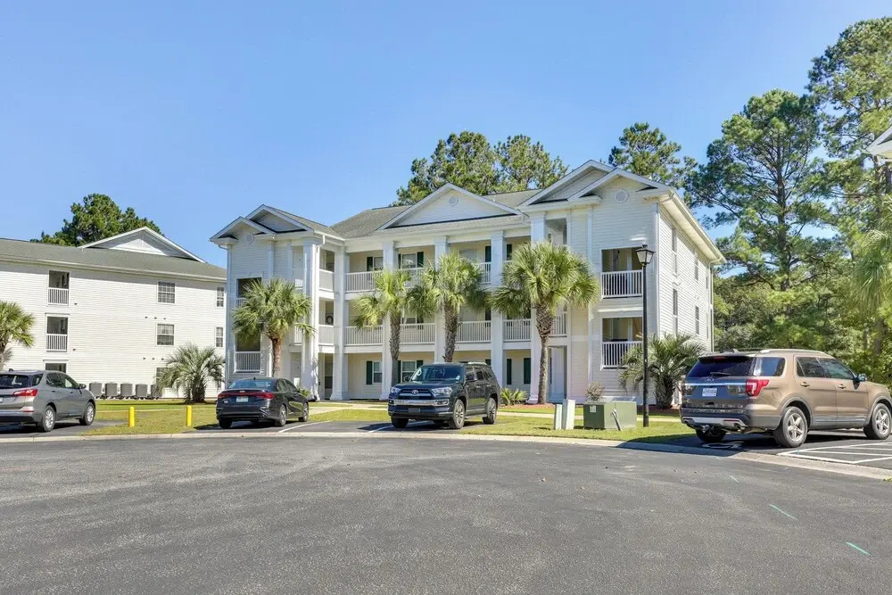Golf & Resort Perks: Premier Condo 10 mi to Myrtle