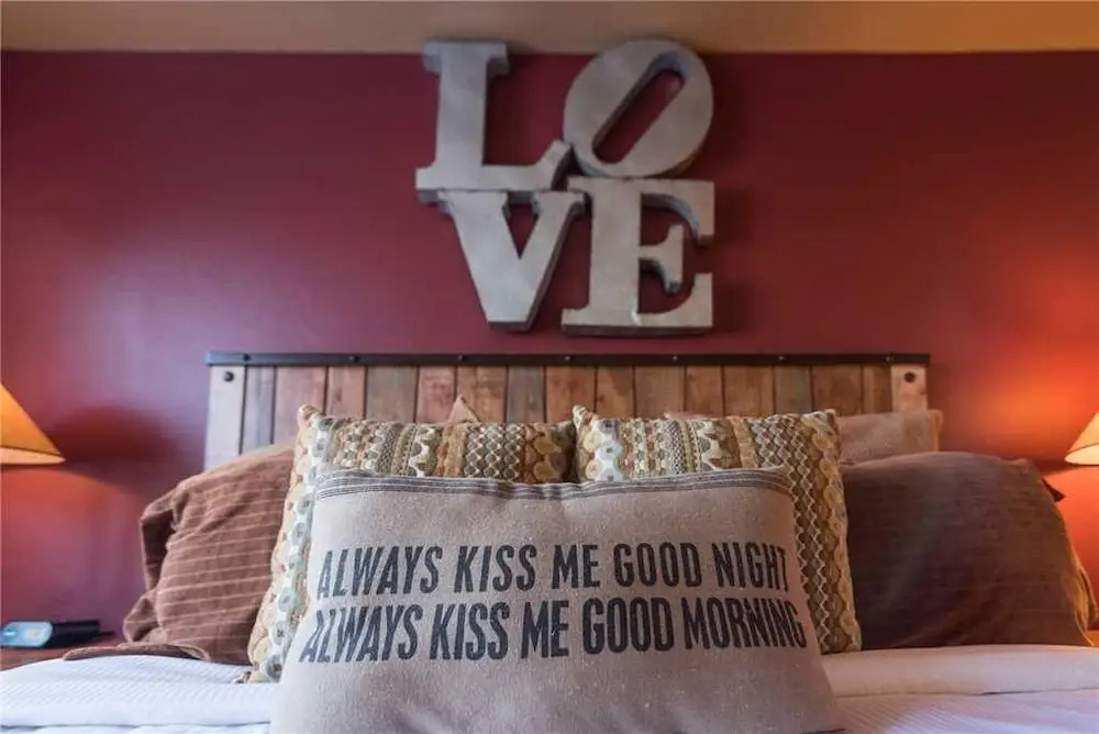 Tl2210 Perfect for A Couple! Winter Specials!! Many Outdoor Activities!