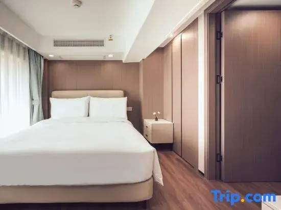 Xiaocheng International Apartment Hotel