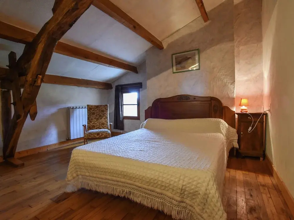Perigord House With Private Swimming Pool in the Middle of Unspoiled Nature