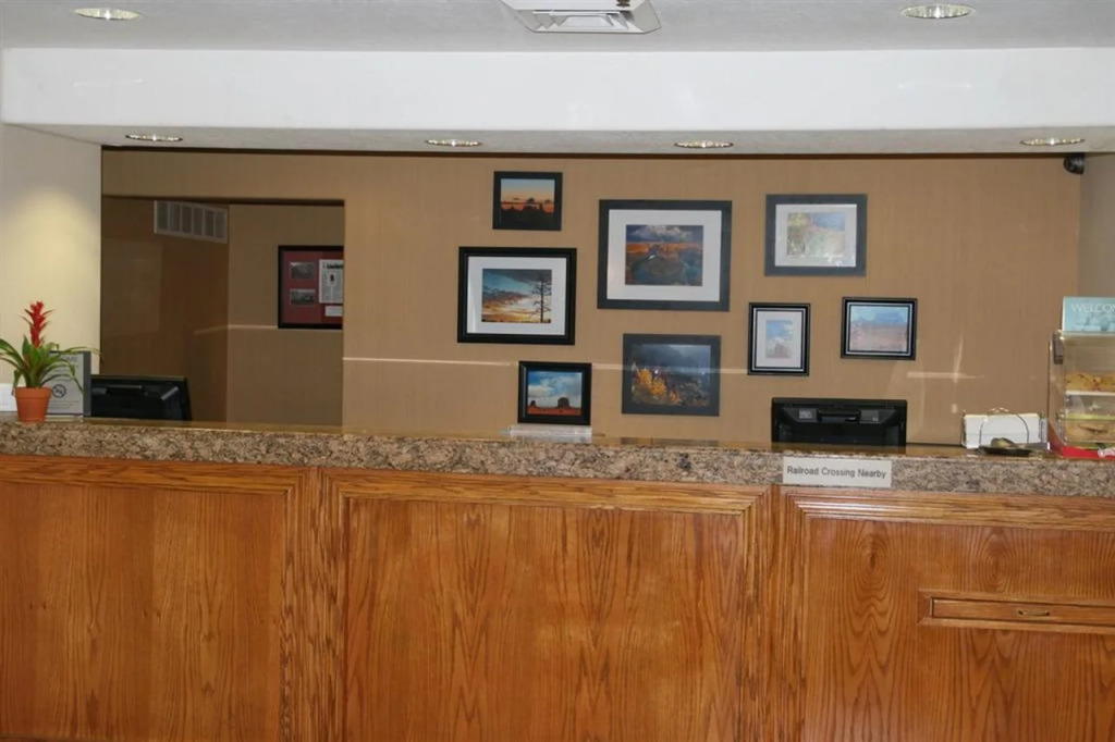 Country Inn & Suites by Radisson - Flagstaff East Route 66