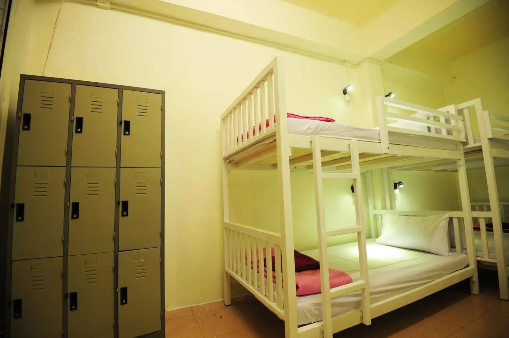 Phi Phi Bucket Hostel