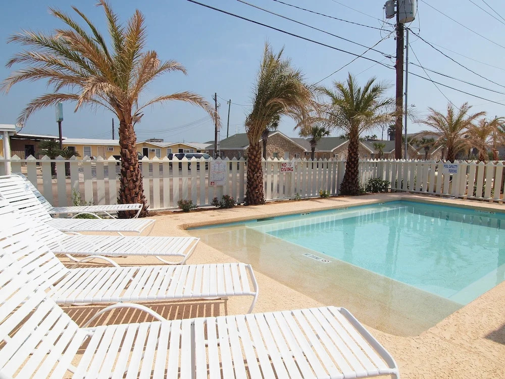 Beach Club 10 Bedroom Home