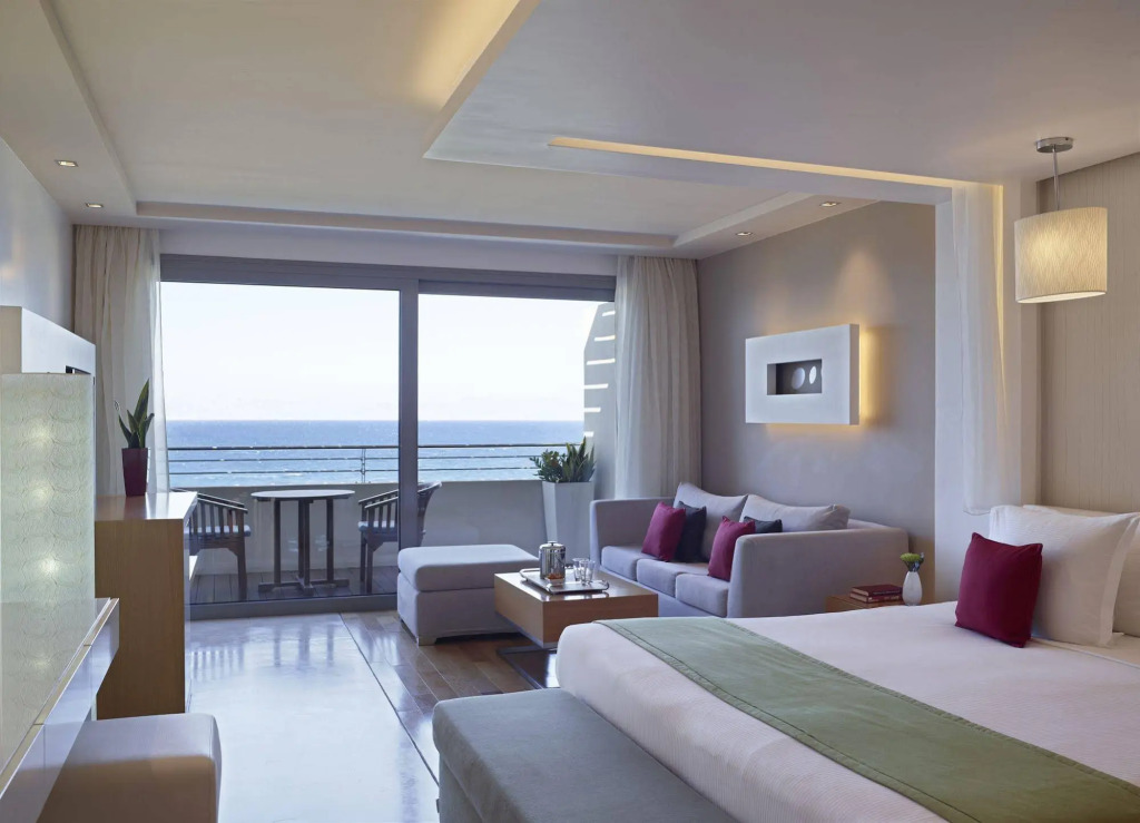Amathus Elite Suites(Ixia)