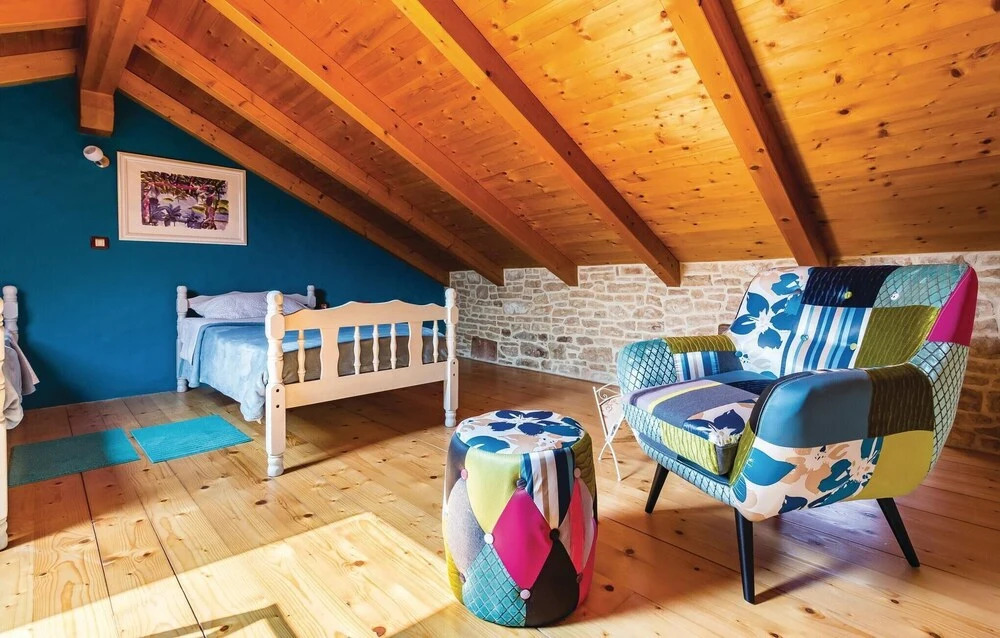 Beautiful Home in Marcana With Wifi and 2 Bedrooms