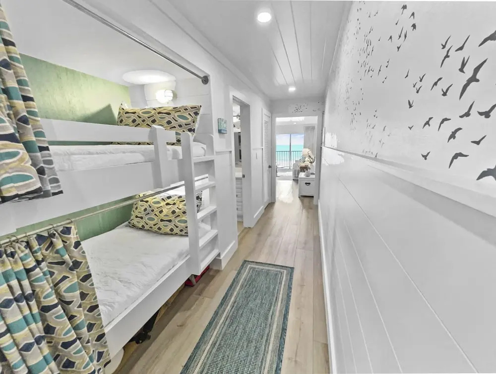 Endless Waves -208 ES - 1 Br condo by RedAwning