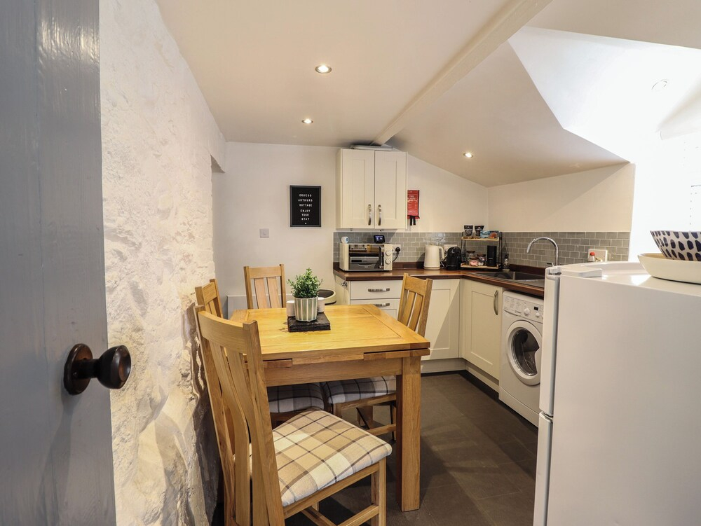 Arthurs Cottage