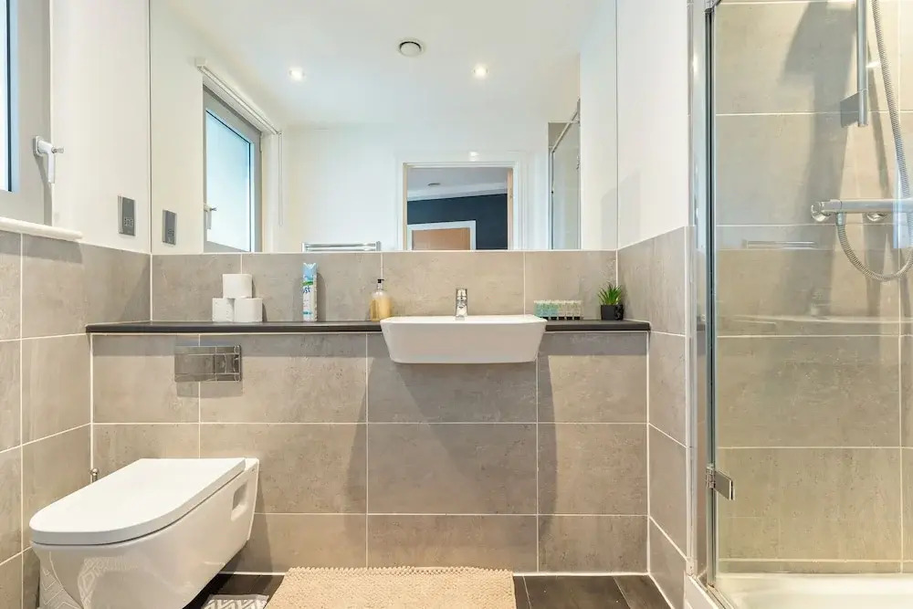 Stylish & Spacious Modern Apartments near Dalston Kingsland Station - by Short Stories London