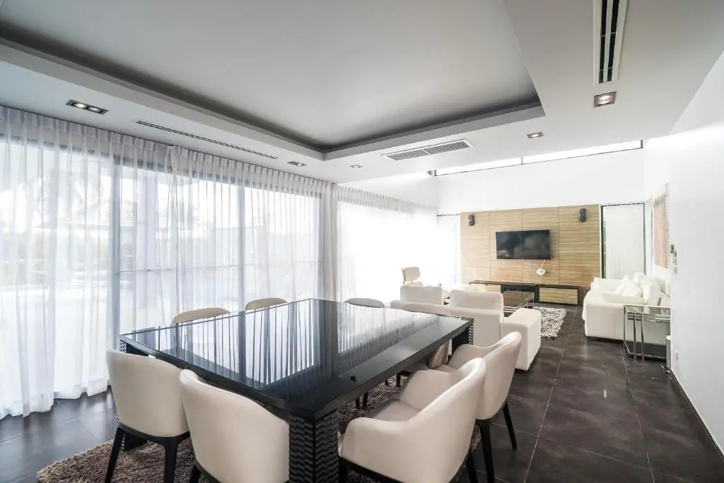 Diamond VIP villas by Lofty