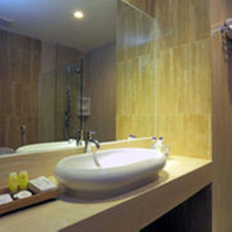 Lombok Plaza Hotel and Convention