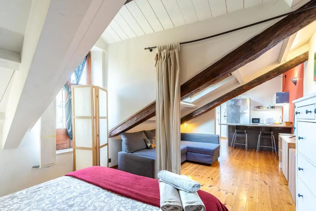 Calandra Studio