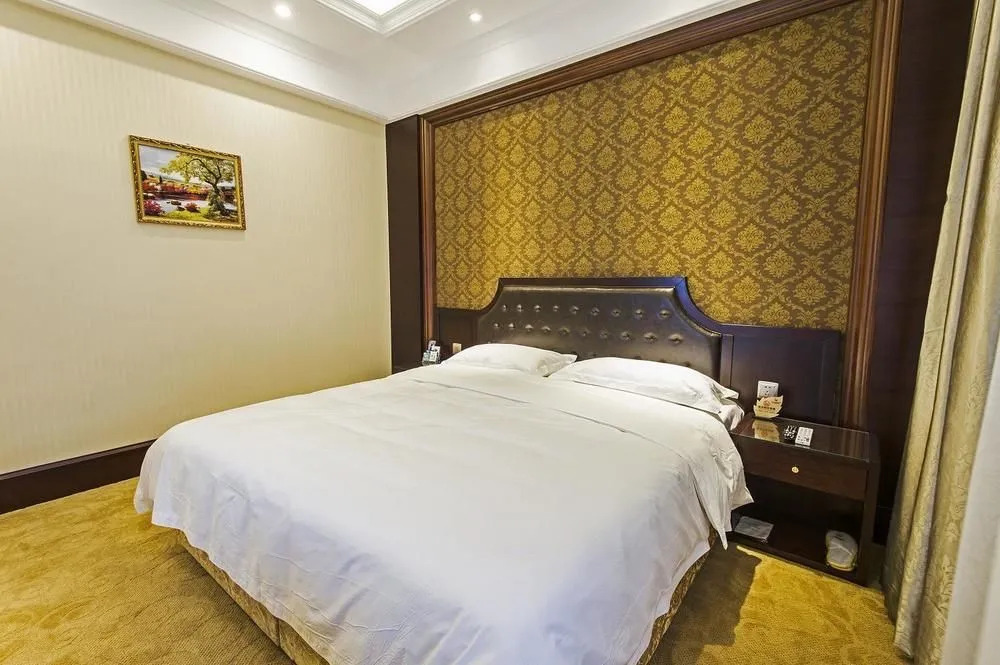 Aston Boutique Hotel
