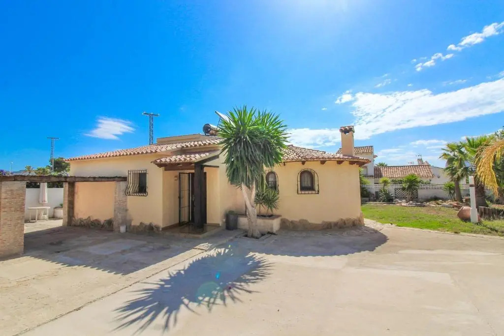 Villa con piscina privada - Benicolada
