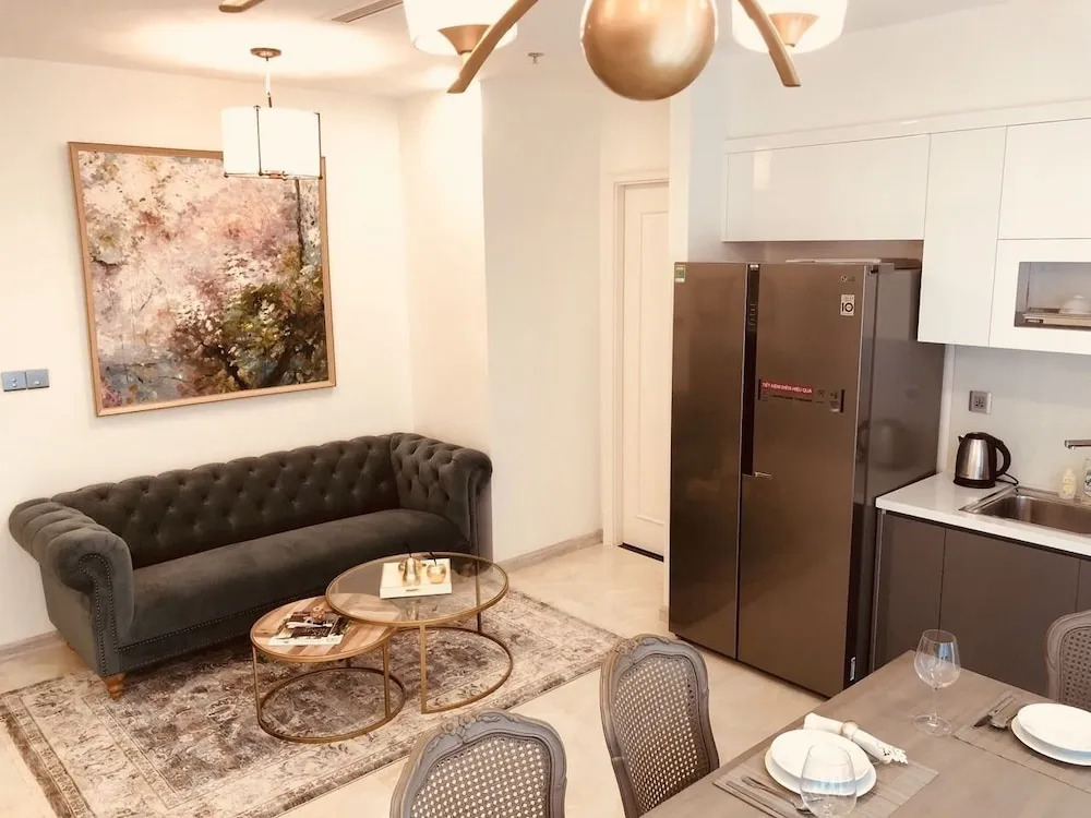 Zahoo House - Vinhomes Golden River