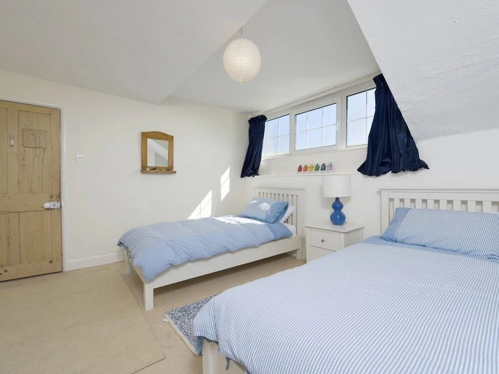 31 Salterton Road