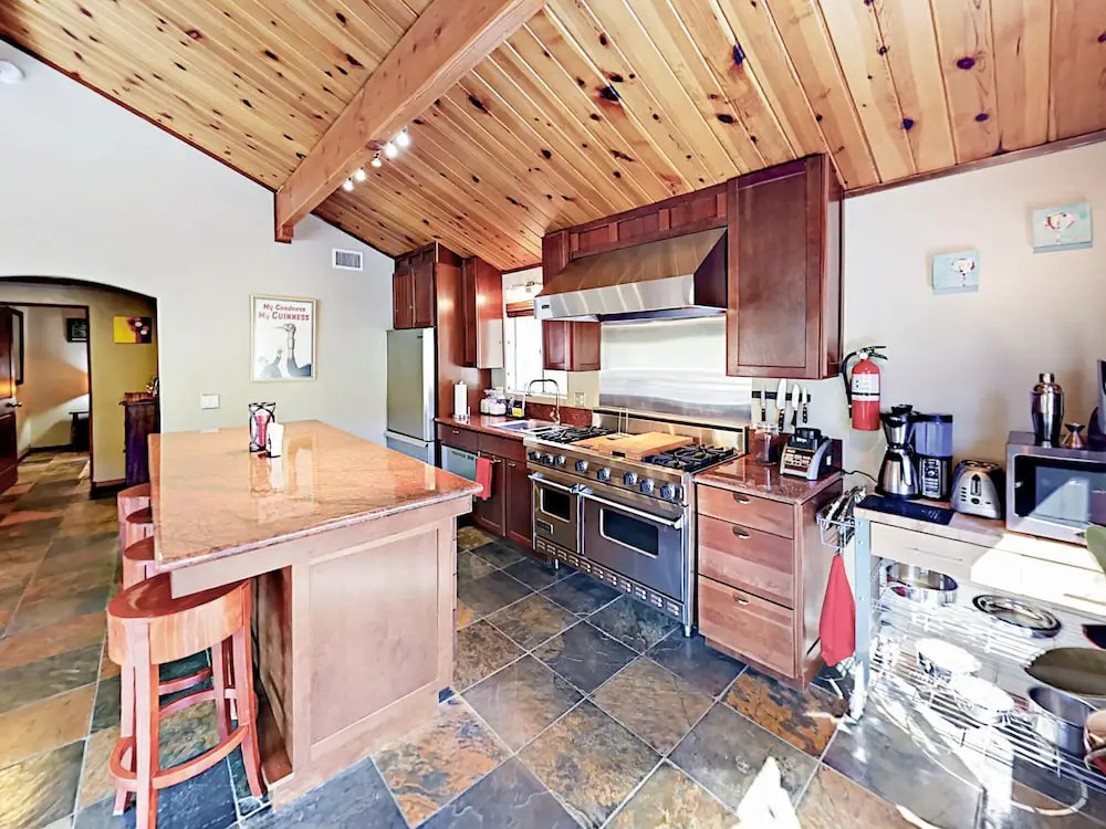 Yosemite Home 2 Bedrooms 2 Bathrooms Home