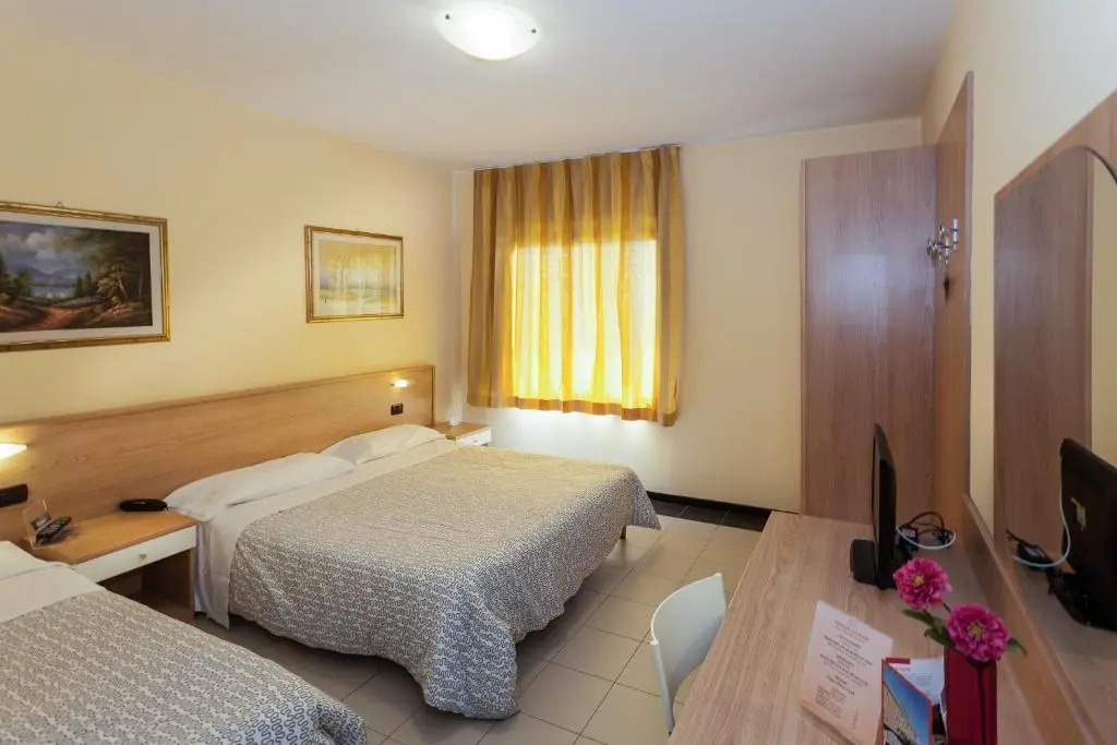 Hotel Ayri