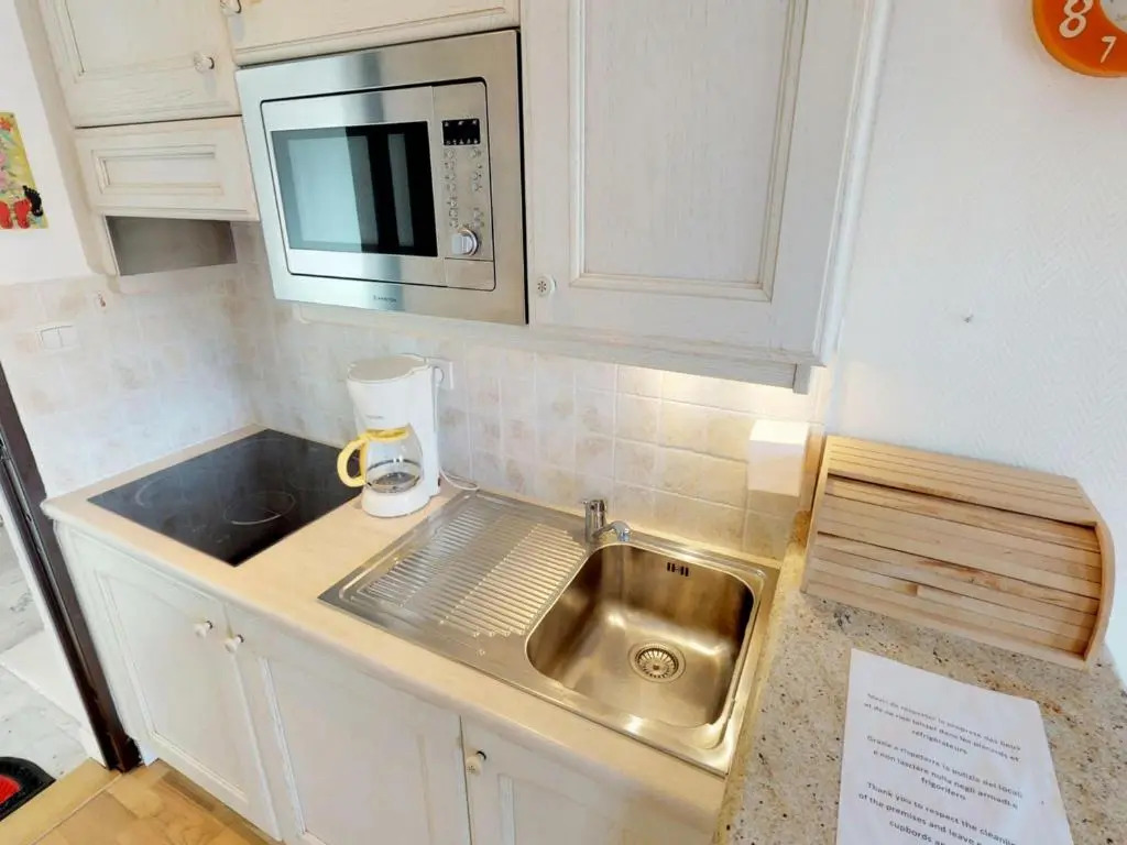 Studio Menton, 1 pièce, 2 personnes - FR-1-196-234