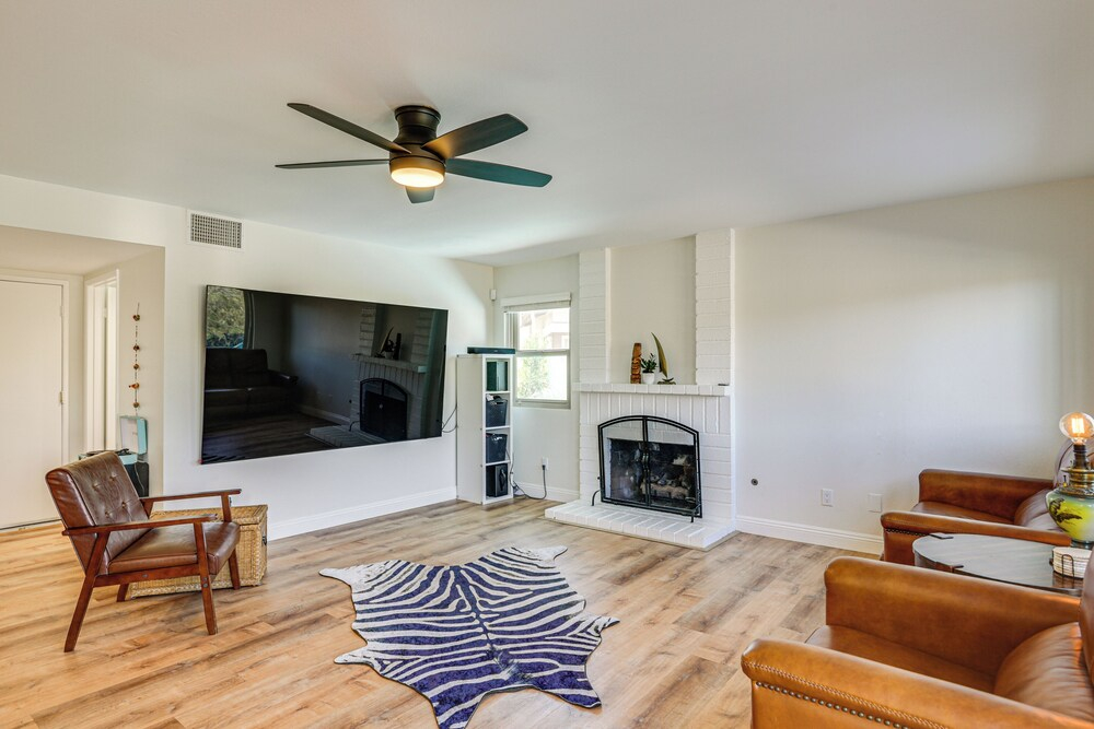 Hot Tub, Pool & Socal Sunsets: San Diego Area Home