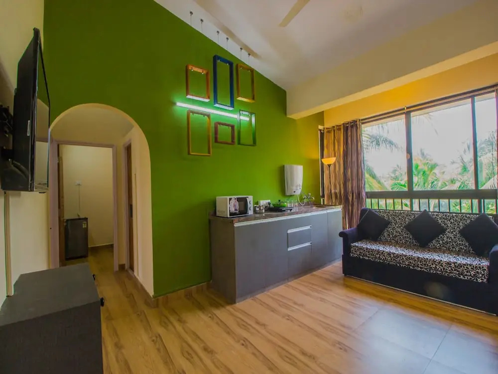 OYO 13065 Home Graceful 1BHK Baga