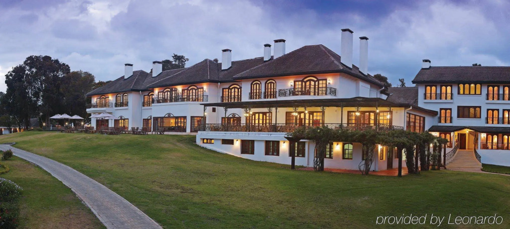 Fairmont Mount Kenya Safari