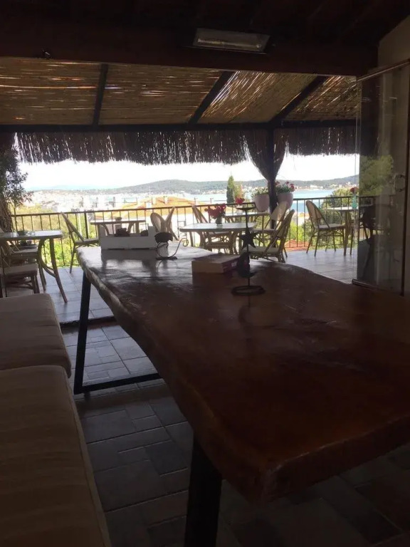 Cunda TheLara Otel